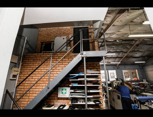 2,986M² WAREHOUSE FOR SALE IN SPRINGFIELD